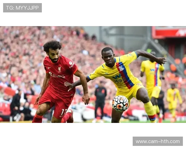 越南U23队角球战术奏效，阮孝明后点包抄破门