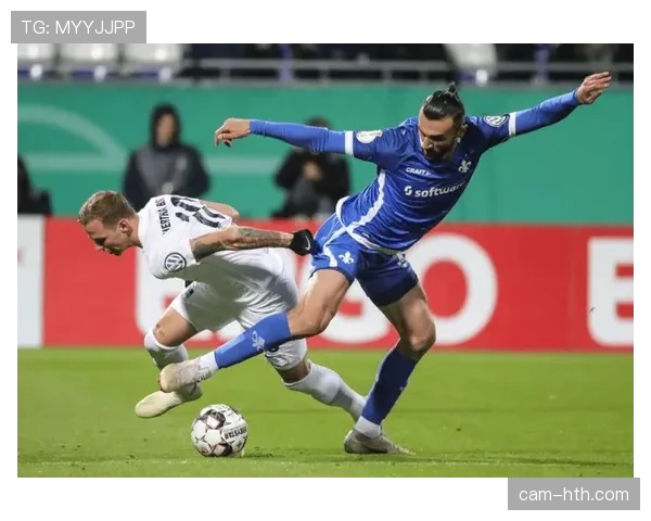 里尔发布对阵摩纳哥大名单，伤愈复出的主力中卫入选